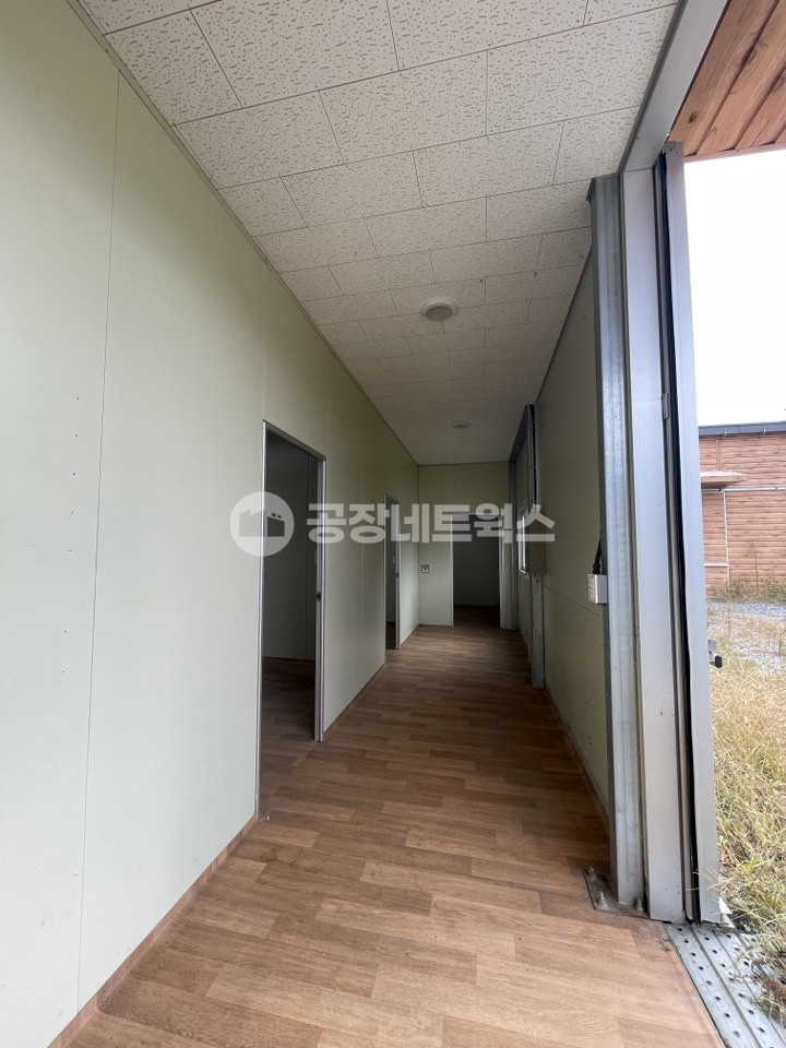 충북 옥천군 동이면 세산리 주1동 충북 옥천 다용도 활용가능한 창고 초급 매매건(대로변 접근성 좋은 창고 매물 ) 매매 매물번호 10702 사진 7