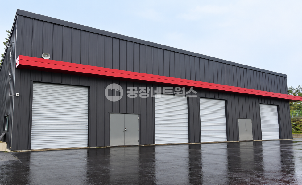 충북 청주청원구 내수읍 은곡리 주건축물제1동 청주 소형공장매매 2종근린 충청대로 4차선 대로변·층고 7m·차량 진입 좋은 공장 매매 매물번호 11924 사진 1