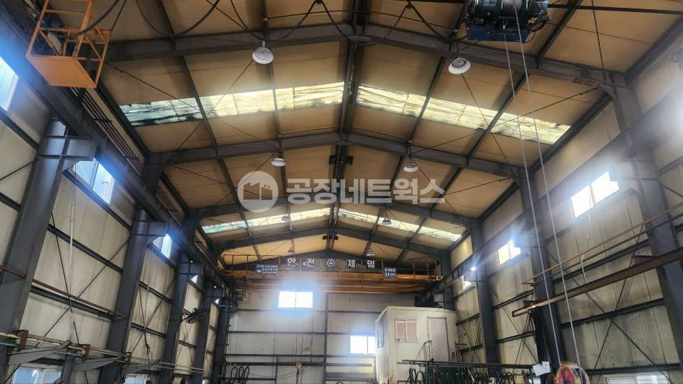 대구 서구 이현동 대구 서대구공단 공장임대 331.65㎡ (100) 중리동 이현동 호이스트 2.8톤 2기 월세 매물번호 11984 사진 1